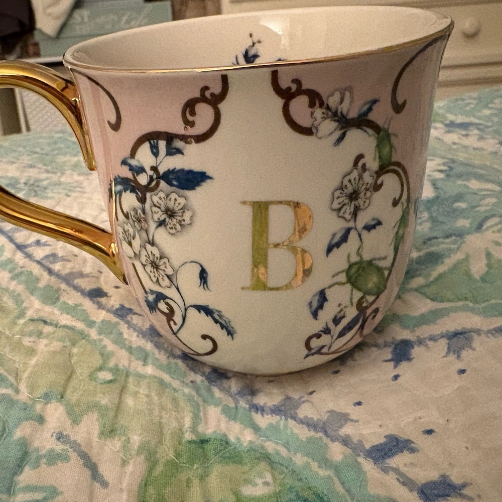 Anthropologie Lou Rota mug
